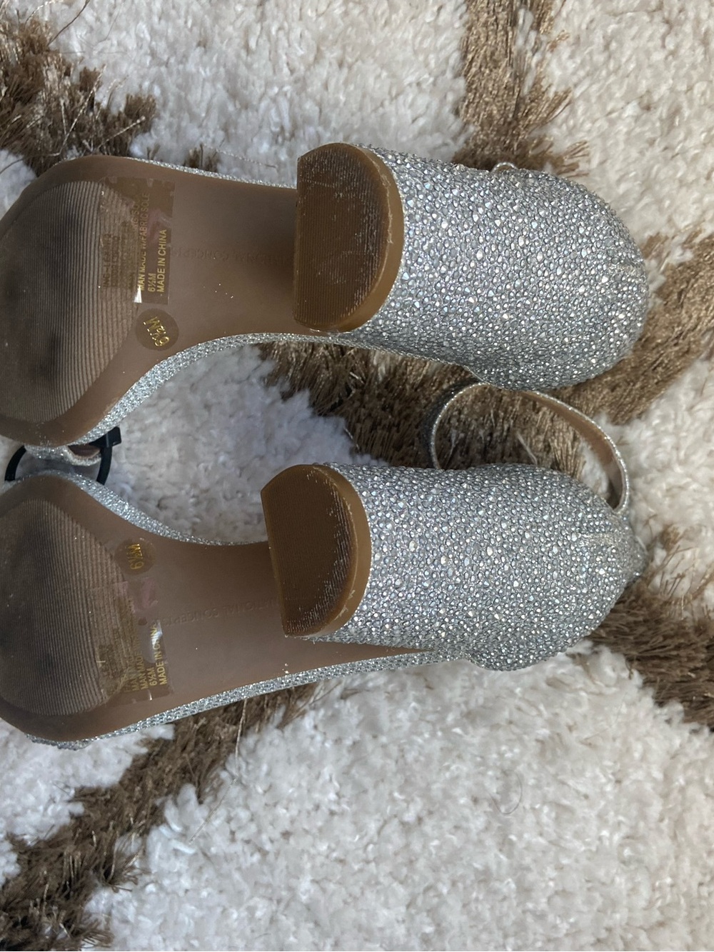 INC International Concepts Sparkling Silver Ankle Strap Sandal Block Heels 6.5M - Picture 3 of 4